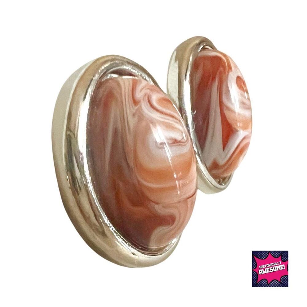 Vintage 1988 Desert Sands Earrings by Avon Oval Coral and Cream- NIB